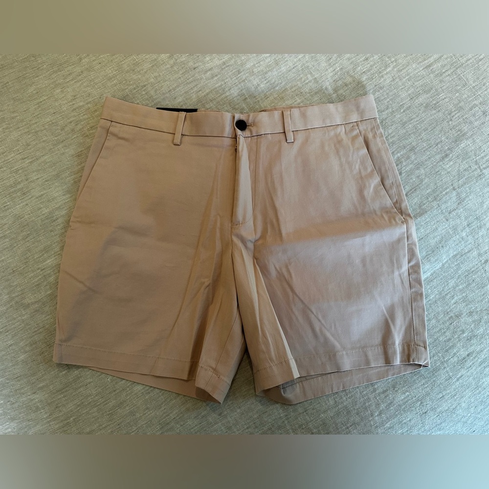 Banana Republic Aiden 7” Shorts (size 33)